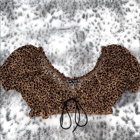 Top - Picture 1 of 1